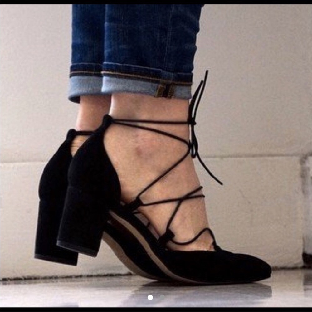 LA based brand, INTENTIONALLY BLANK BLOCK HEELS